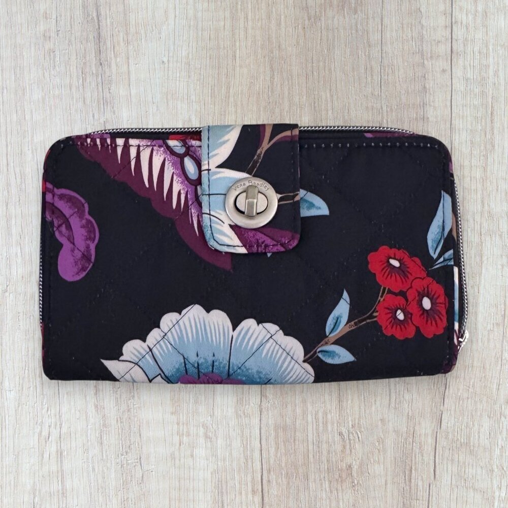 New Vera Bradley Performance Twill Turnlock Wallet - Mayfair in Bloom